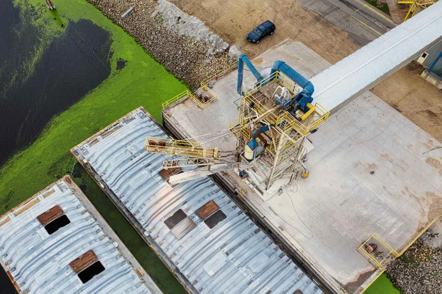 First-Time Solo in Bali: What the Airport Actually Taught Me Commercial Roofing Systems
