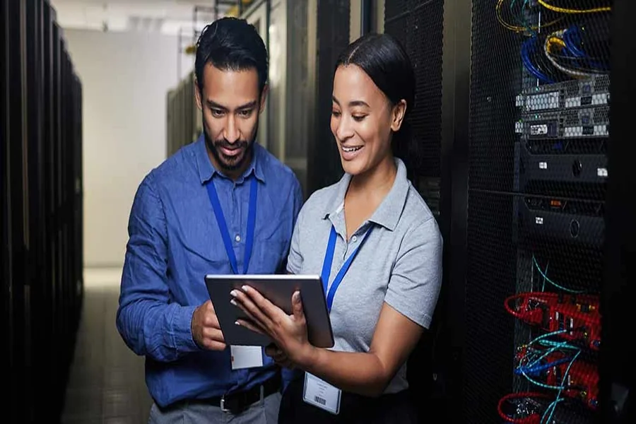 From Helpdesk to Cybersecurity: A Complete Guide to Managed IT Services From Helpdesk to Cybersecurity A Complete Guide to Managed IT Services